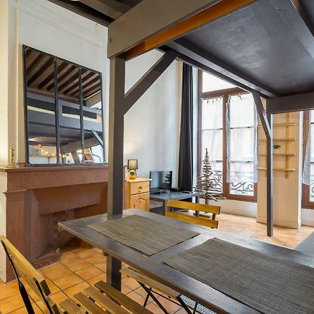 La fenêtre Saint jean Lyon Extérieur photo